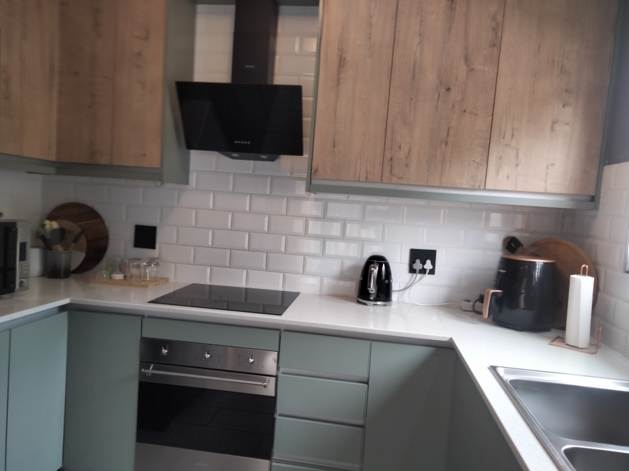 3 Bedroom Property for Sale in Sundowner Gauteng