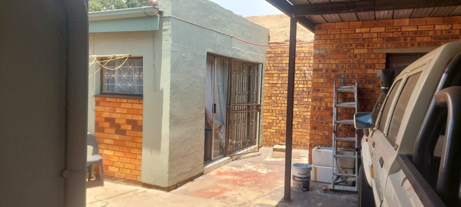 4 Bedroom Property for Sale in Van Dyk Park Gauteng