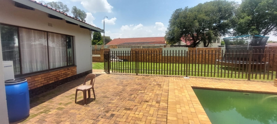 4 Bedroom Property for Sale in Van Dyk Park Gauteng