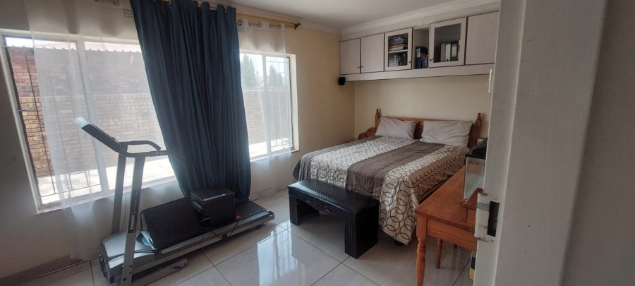 4 Bedroom Property for Sale in Van Dyk Park Gauteng
