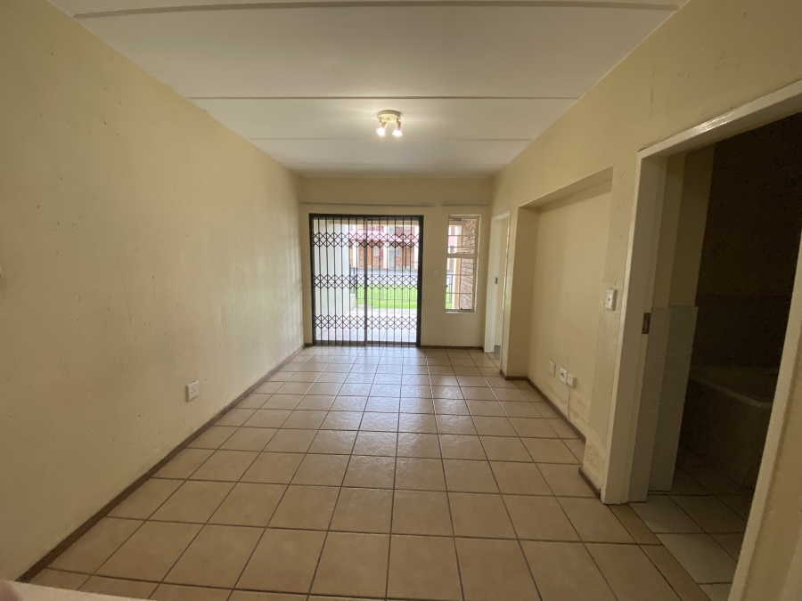 2 Bedroom Property for Sale in Comet Gauteng
