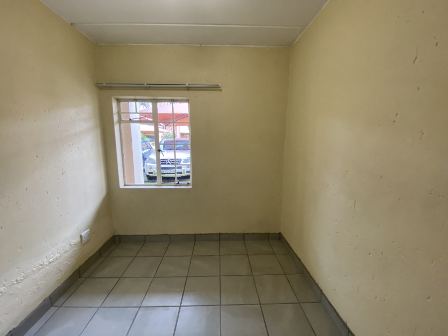 2 Bedroom Property for Sale in Comet Gauteng