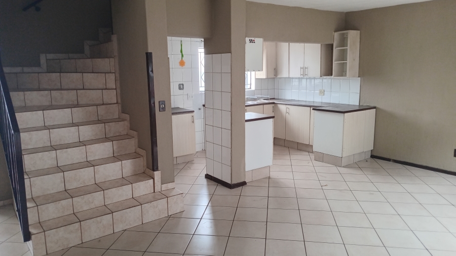 2 Bedroom Property for Sale in Primrose Gauteng