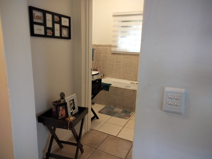 To Let 3 Bedroom Property for Rent in Sundowner Gauteng