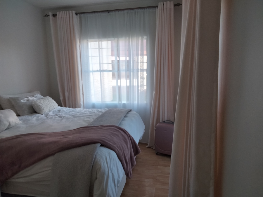 To Let 3 Bedroom Property for Rent in Sundowner Gauteng