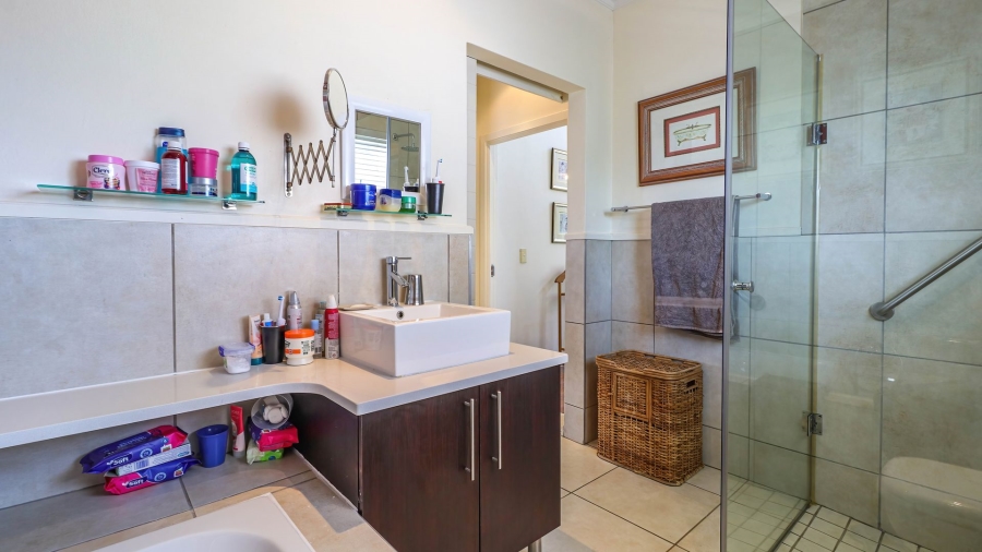 2 Bedroom Property for Sale in Broadacres Gauteng