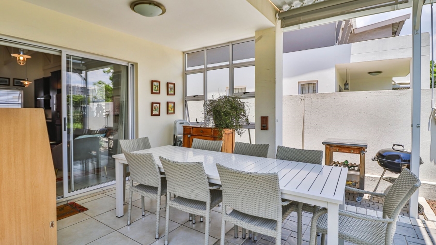 2 Bedroom Property for Sale in Broadacres Gauteng