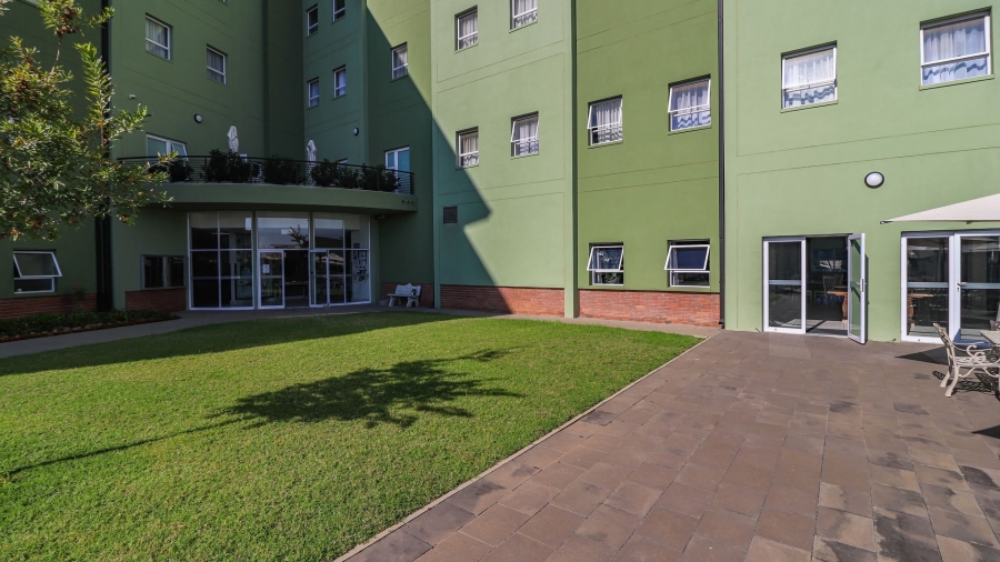 2 Bedroom Property for Sale in Broadacres Gauteng