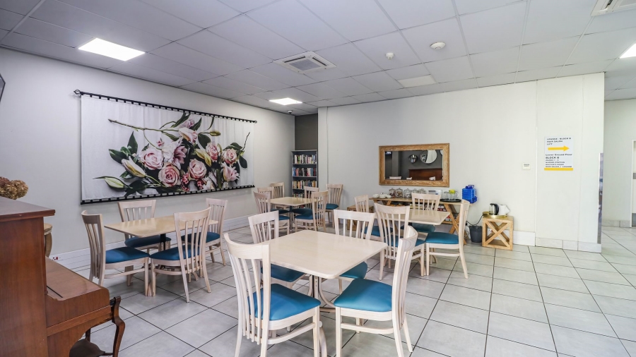 2 Bedroom Property for Sale in Broadacres Gauteng