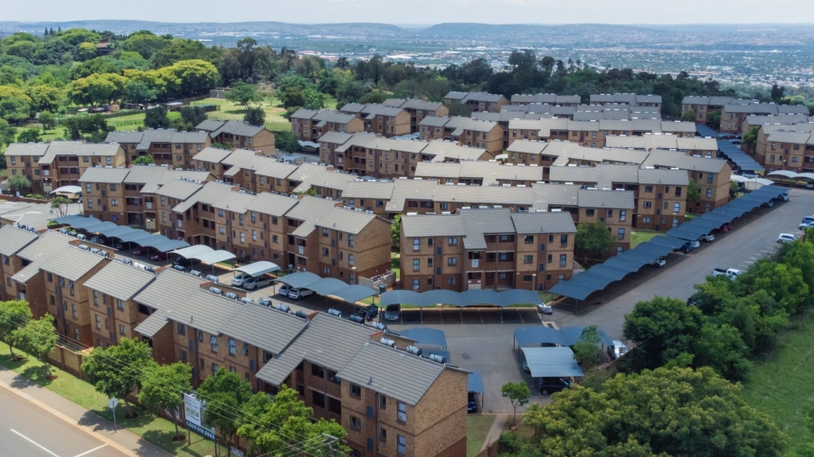 2 Bedroom Property for Sale in Olympus AH Gauteng