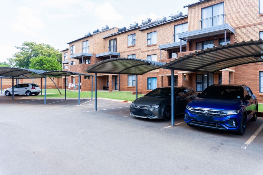 2 Bedroom Property for Sale in Olympus AH Gauteng