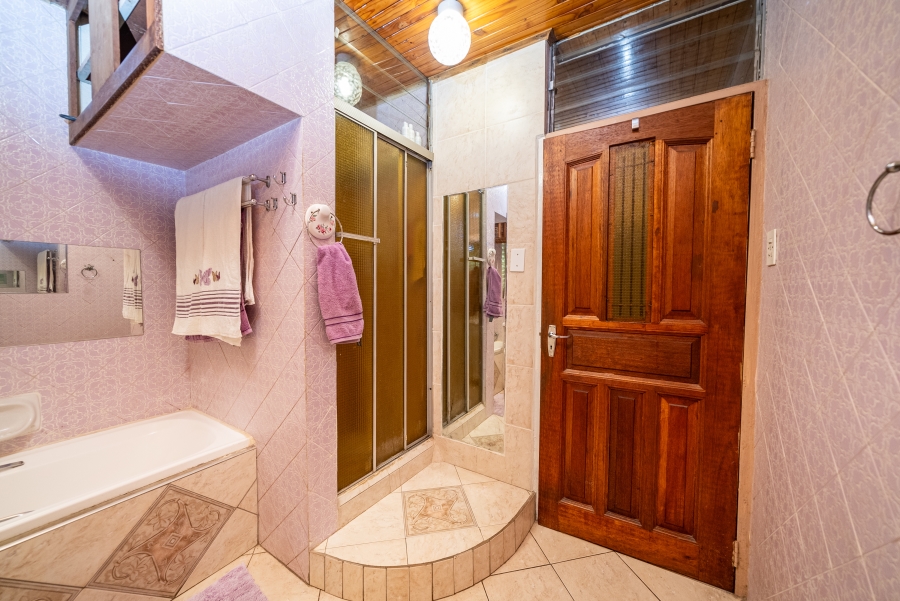 4 Bedroom Property for Sale in Van Dyk Park Gauteng