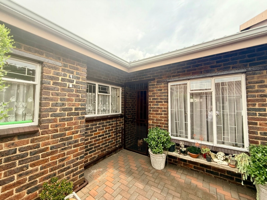 3 Bedroom Property for Sale in Three Rivers Gauteng