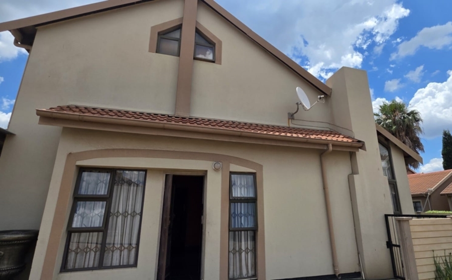 4 Bedroom Property for Sale in Vanderbijlpark SE 10 Gauteng
