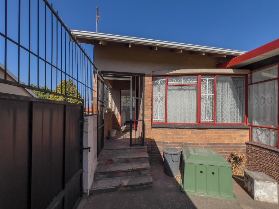 3 Bedroom Property for Sale in Birchleigh Gauteng