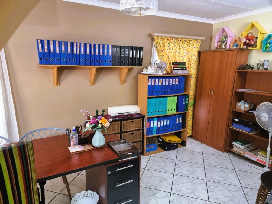 4 Bedroom Property for Sale in Vanderbijlpark SW 5 Gauteng