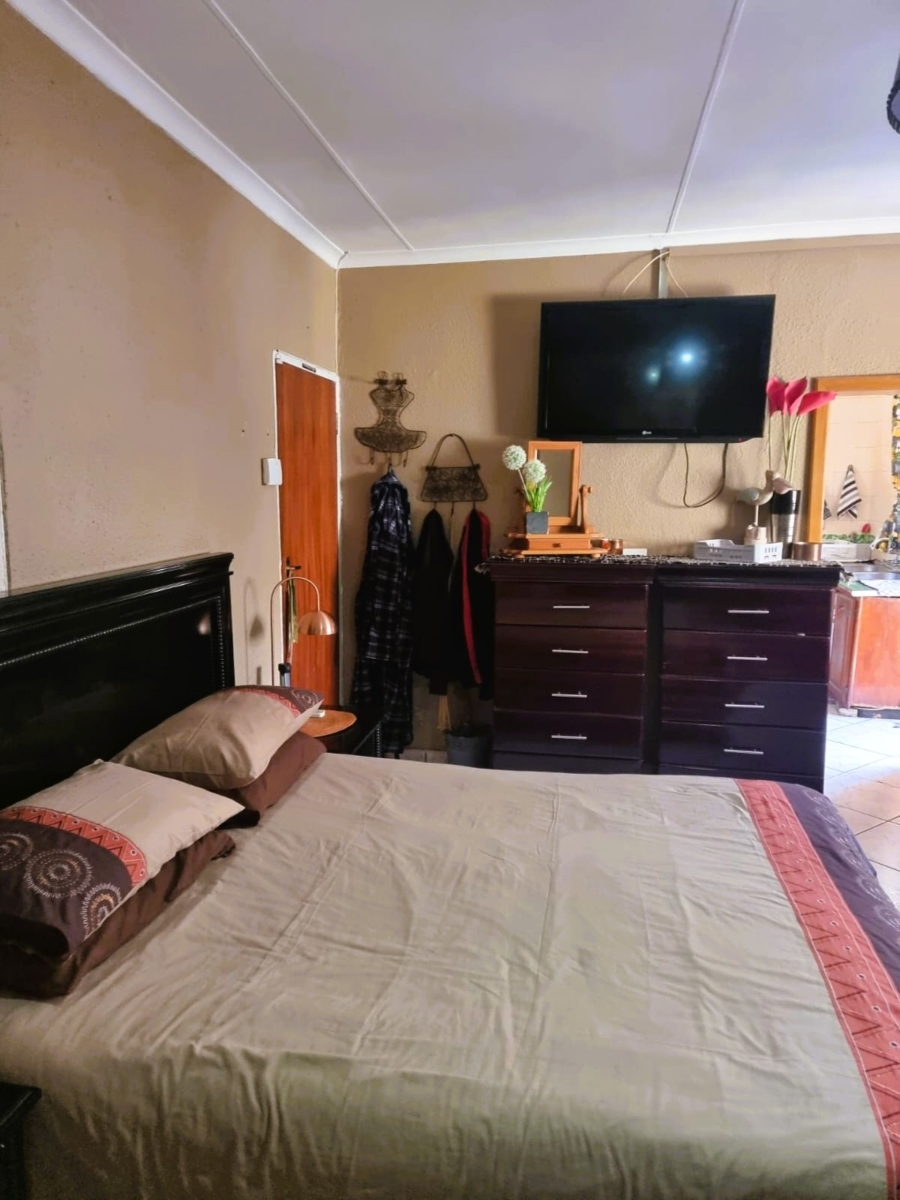 4 Bedroom Property for Sale in Vanderbijlpark SW 5 Gauteng