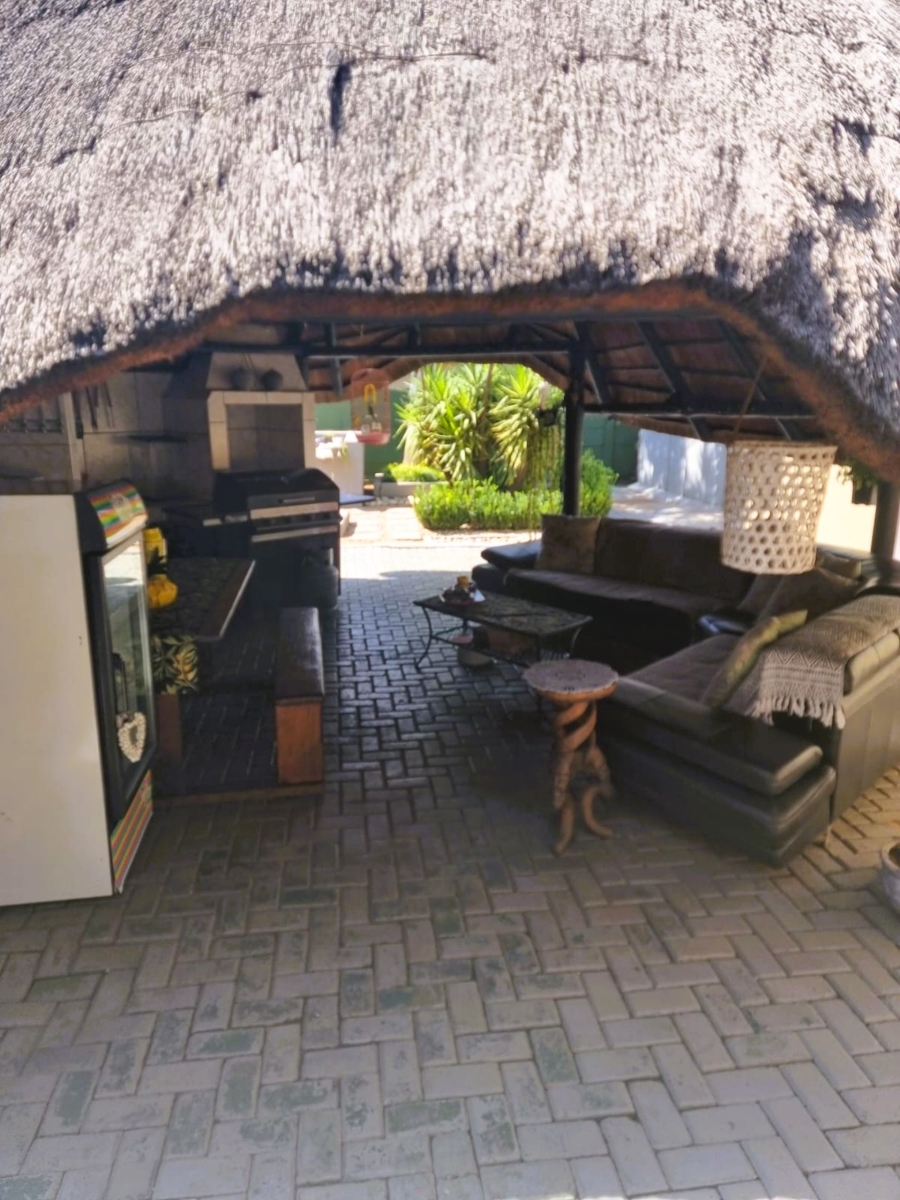 4 Bedroom Property for Sale in Vanderbijlpark SW 5 Gauteng