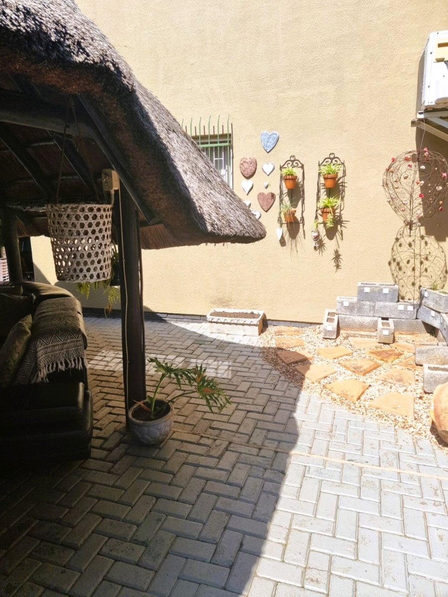 4 Bedroom Property for Sale in Vanderbijlpark SW 5 Gauteng