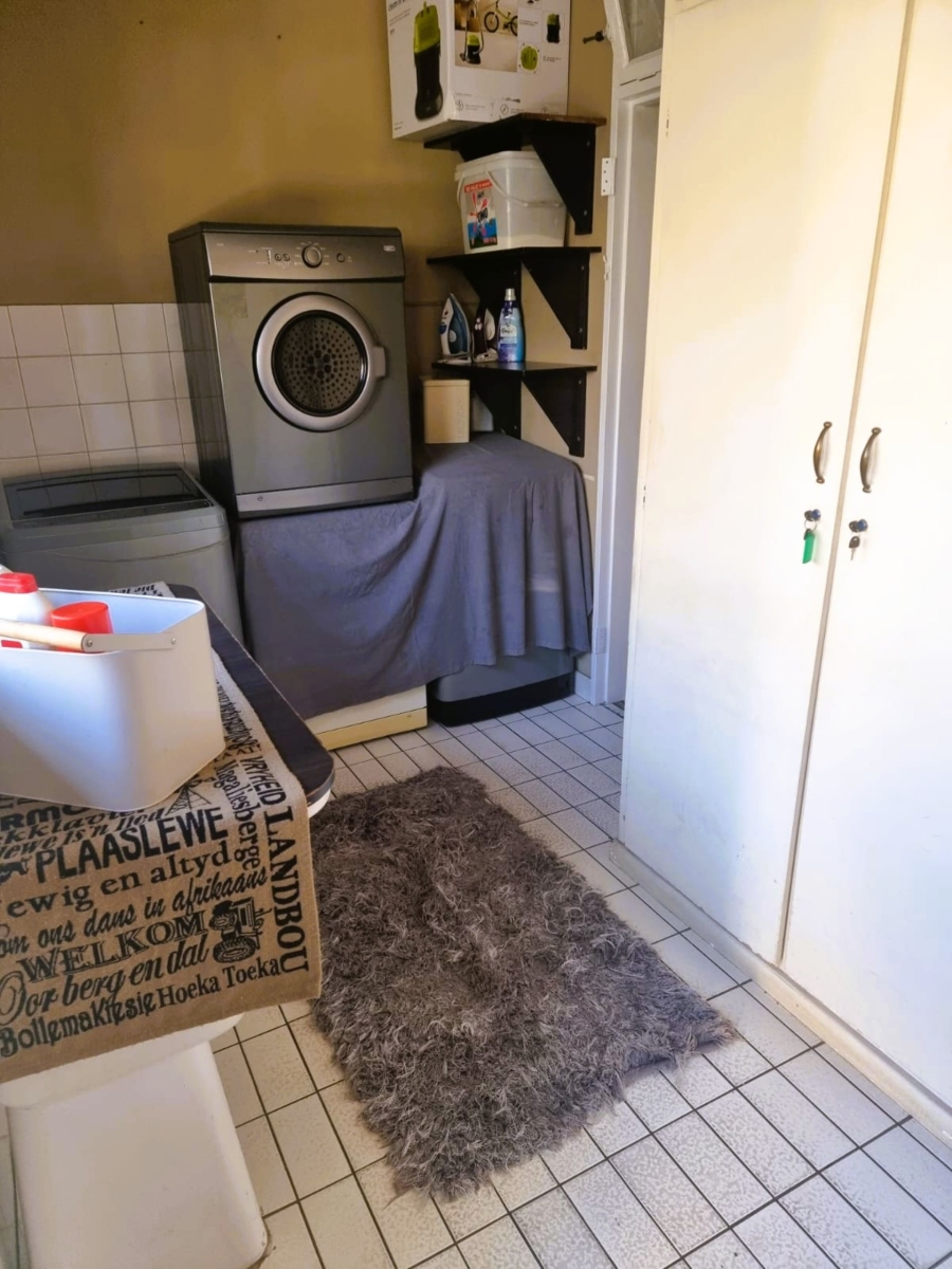 4 Bedroom Property for Sale in Vanderbijlpark SW 5 Gauteng