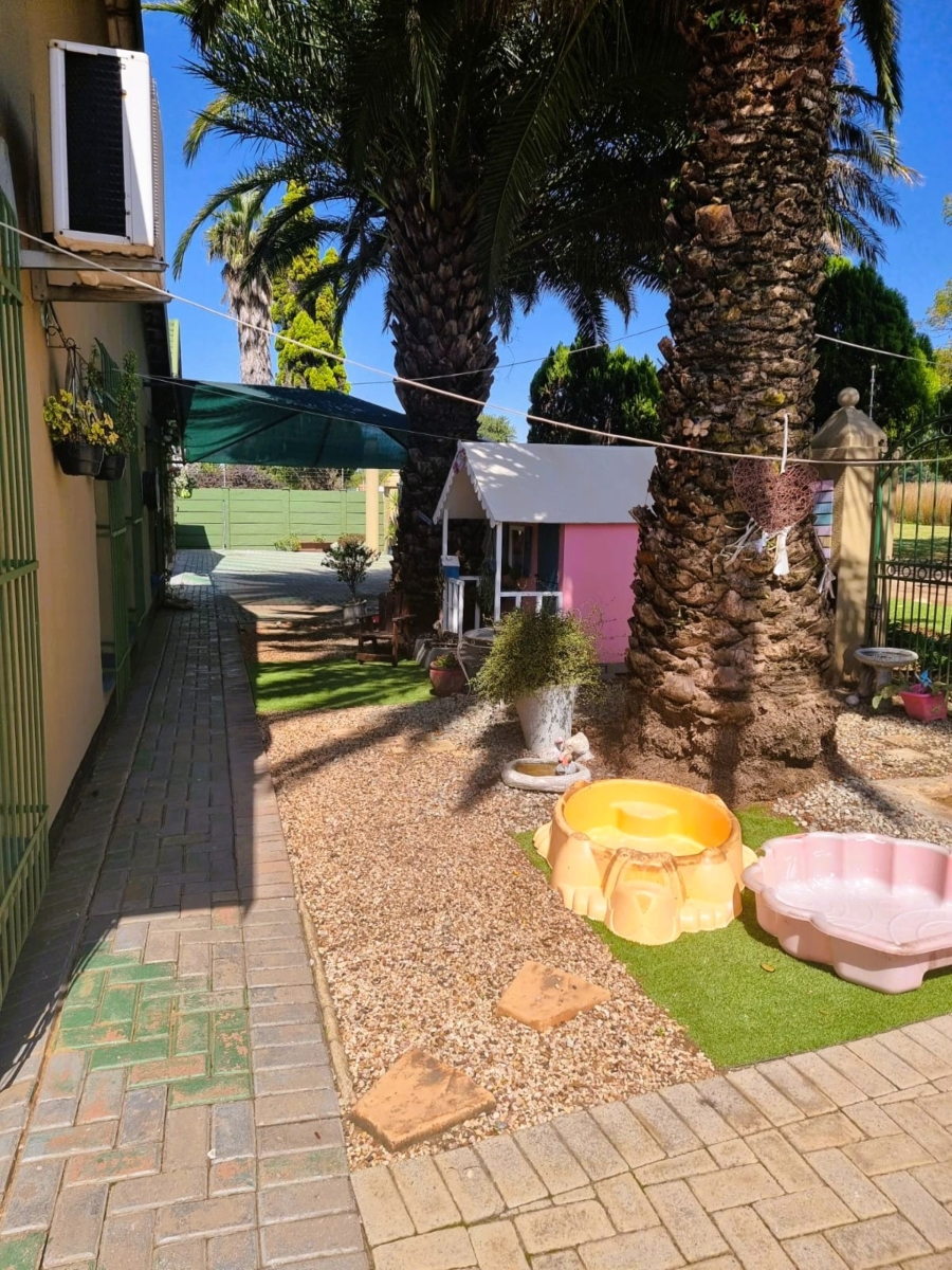 4 Bedroom Property for Sale in Vanderbijlpark SW 5 Gauteng