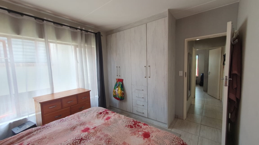 2 Bedroom Property for Sale in Winchester Hills Gauteng