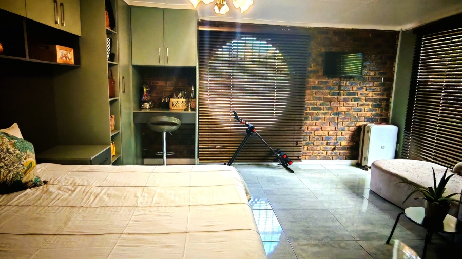 3 Bedroom Property for Sale in Meyerton Park Gauteng