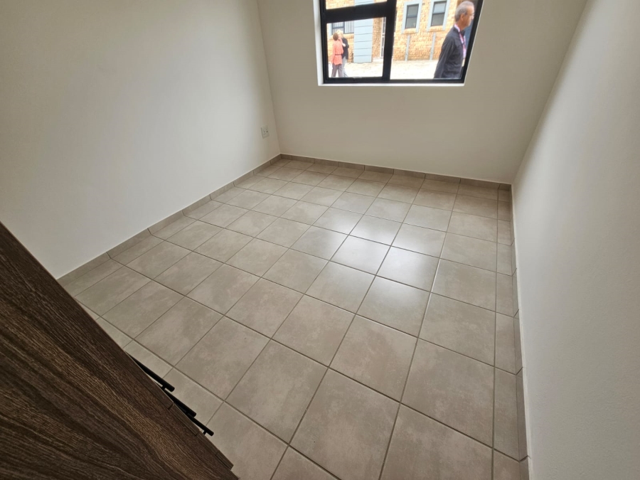 2 Bedroom Property for Sale in Brackendowns Gauteng