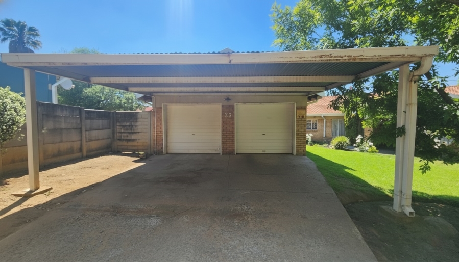 3 Bedroom Property for Sale in Rensburg Gauteng