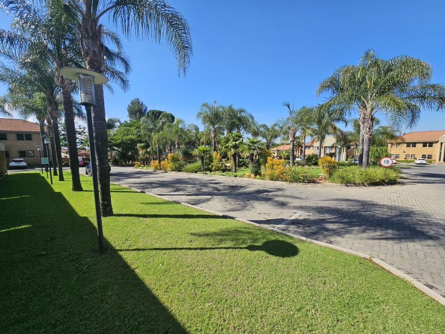 To Let commercial Property for Rent in Lyttelton Manor Gauteng