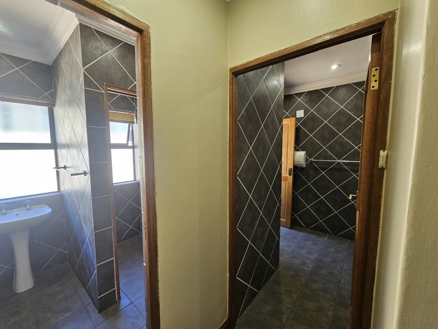 To Let commercial Property for Rent in Lyttelton Manor Gauteng