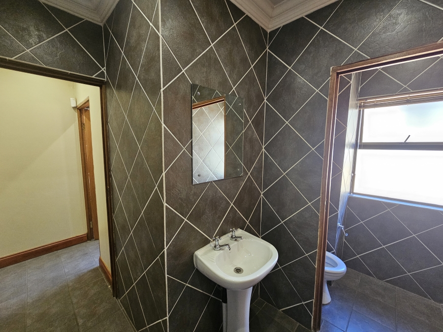 To Let commercial Property for Rent in Lyttelton Manor Gauteng