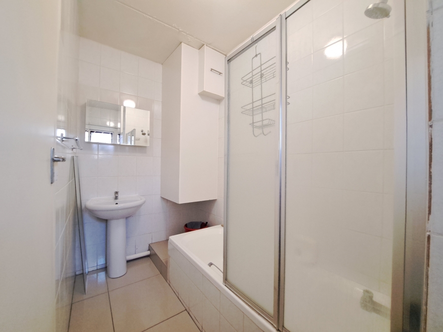 1 Bedroom Property for Sale in Morningside Ext 40 Gauteng