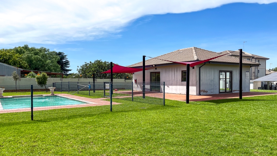 1 Bedroom Property for Sale in Norton Park Gauteng