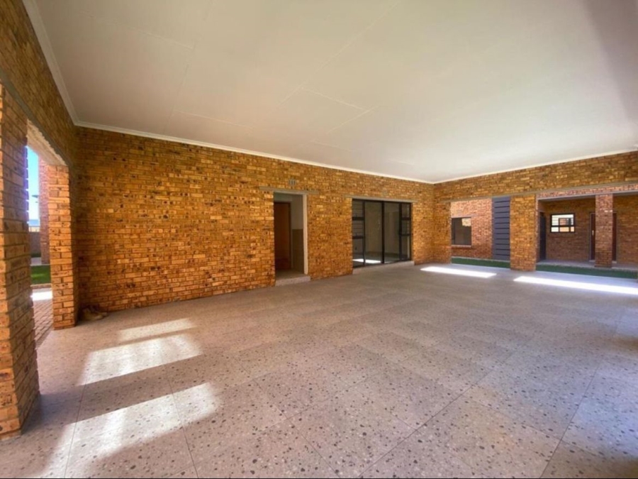 2 Bedroom Property for Sale in Ravenswood Gauteng