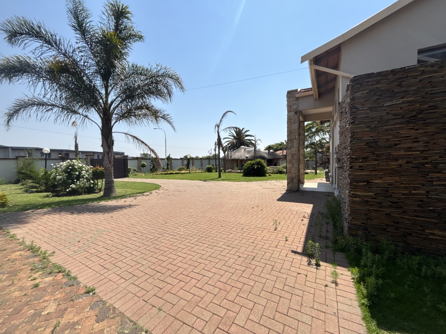 4 Bedroom Property for Sale in Rynfield Gauteng