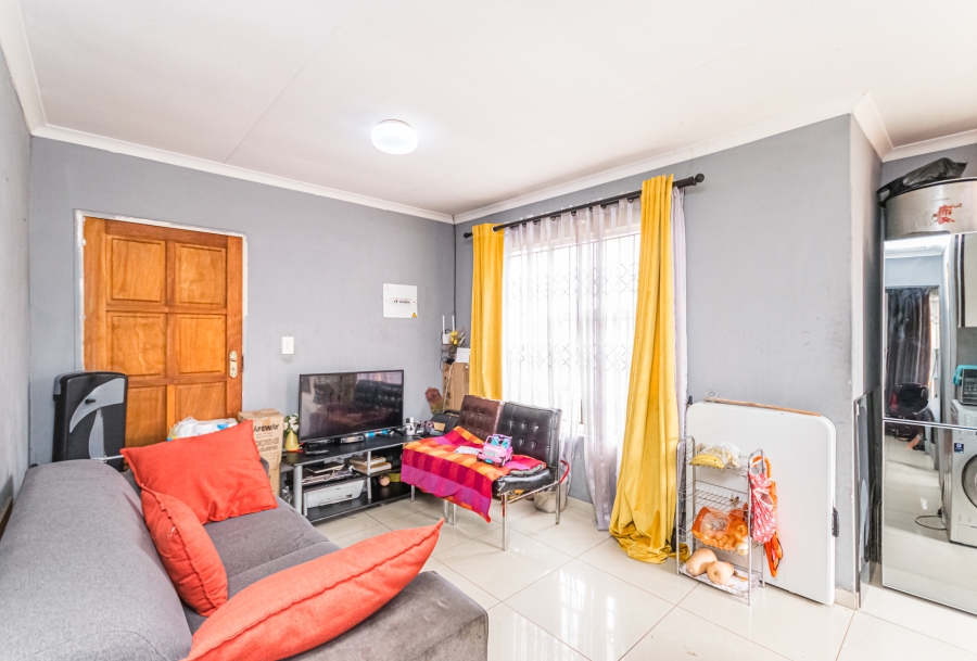 2 Bedroom Property for Sale in Bram Fischerville Gauteng
