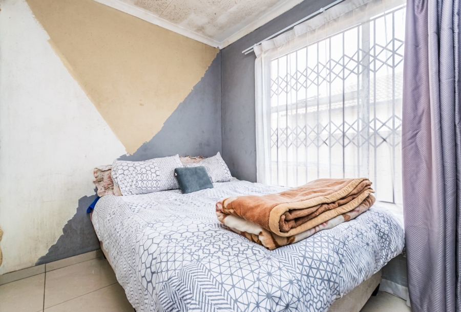 2 Bedroom Property for Sale in Bram Fischerville Gauteng