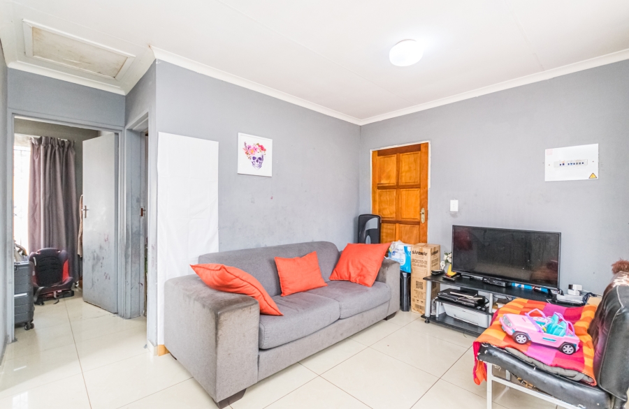 2 Bedroom Property for Sale in Bram Fischerville Gauteng