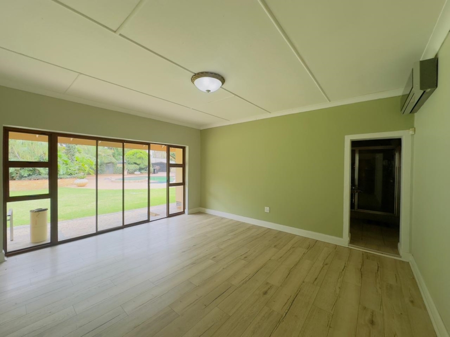 6 Bedroom Property for Sale in Selcourt Gauteng