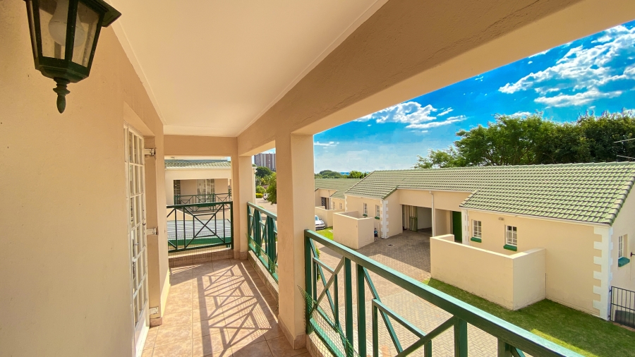 3 Bedroom Property for Sale in La Montagne Gauteng