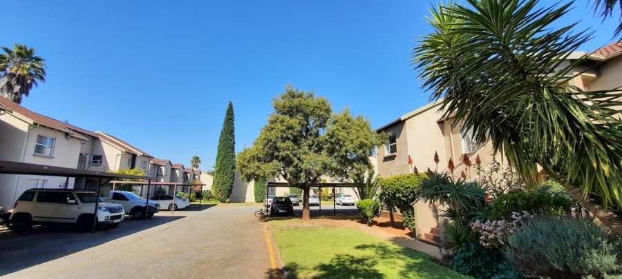 2 Bedroom Property for Sale in Pomona Gauteng