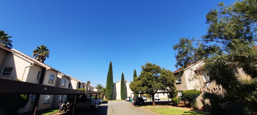 2 Bedroom Property for Sale in Pomona Gauteng