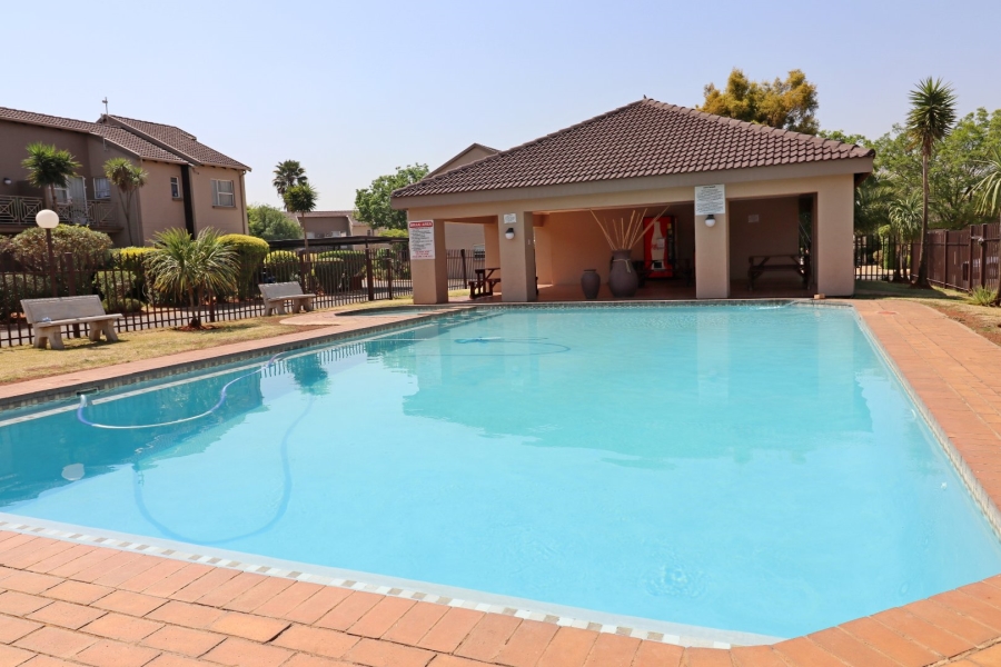 2 Bedroom Property for Sale in Pomona Gauteng