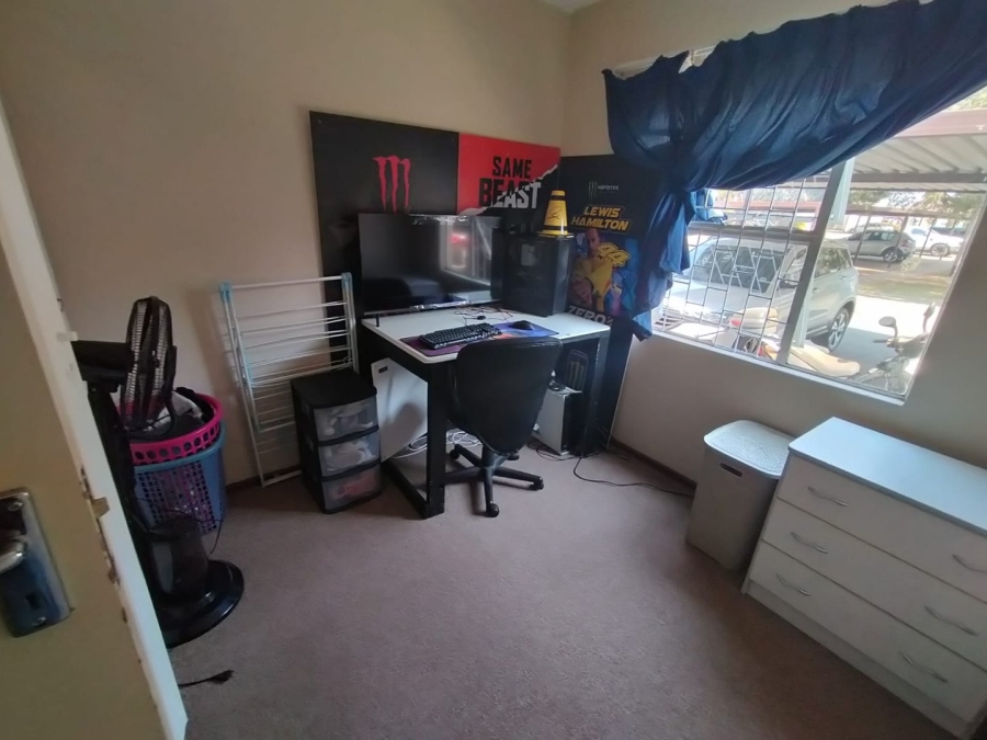 2 Bedroom Property for Sale in Pomona Gauteng