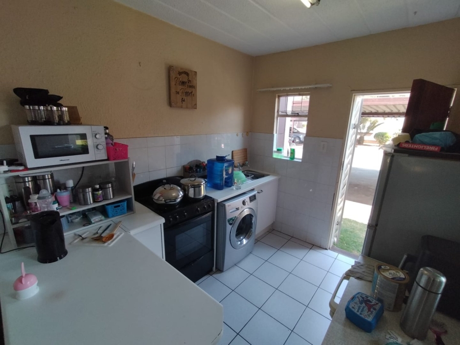 2 Bedroom Property for Sale in Pomona Gauteng
