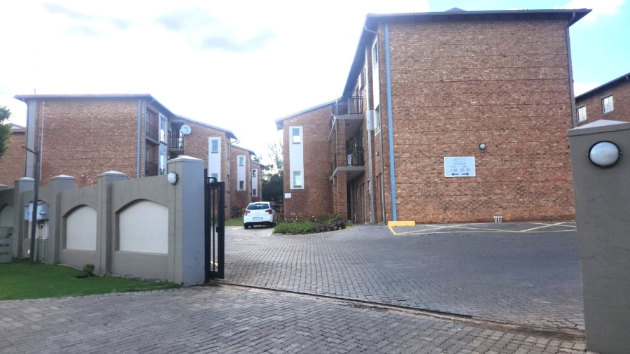 1 Bedroom Property for Sale in Newmark Estate Gauteng