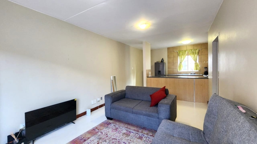 1 Bedroom Property for Sale in Newmark Estate Gauteng