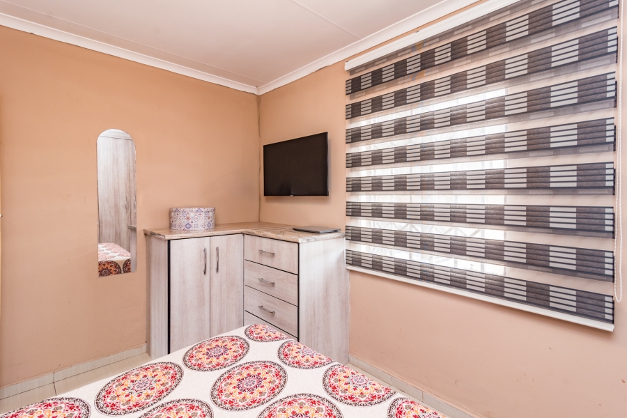 3 Bedroom Property for Sale in Protea Glen Gauteng