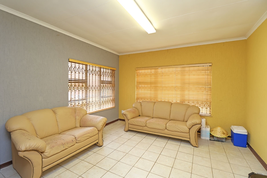3 Bedroom Property for Sale in Helikonpark Gauteng